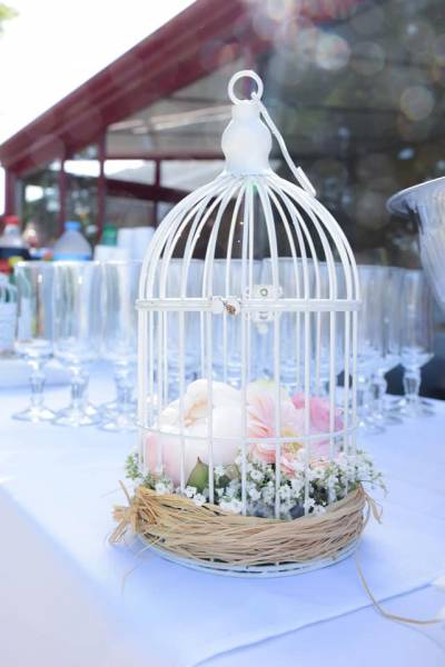 Un centre de table ajoutera un plus à votre décoration.